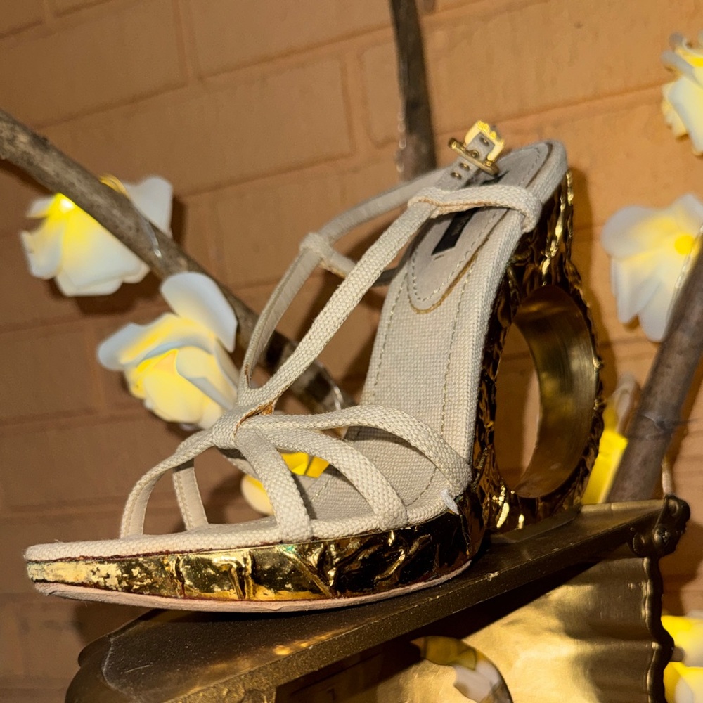 🌟Elegant Gold encrusted heel sandals - Picture 10 of 15